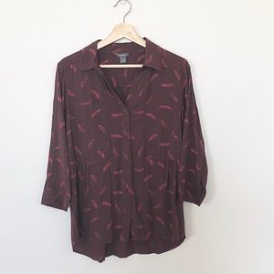 Eddie Bauer Blouse Feather Print Size M in EUC